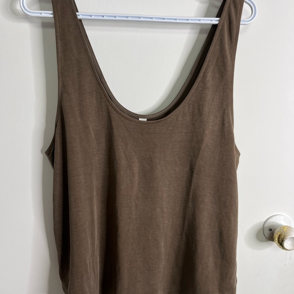 Gentle fawn tank